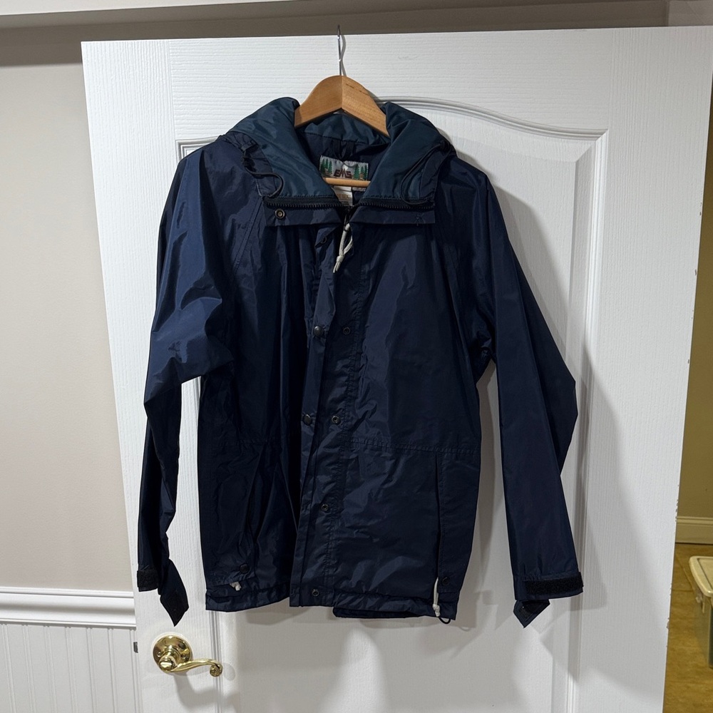 Eastern Mountain Sports Navy Raincoat with Hood